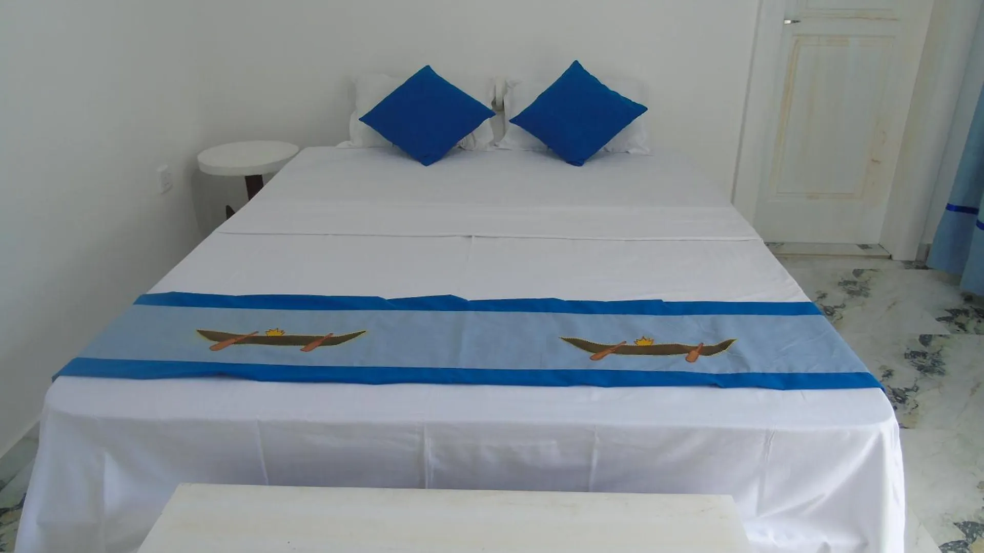 Ro Rich Hotel Negombo 0*,